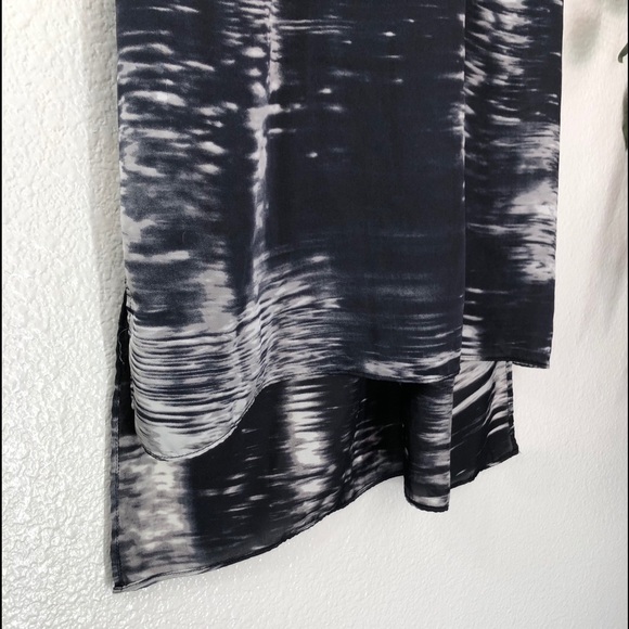 BCBGMaxazria Silky Tank top - Picture 4 of 7